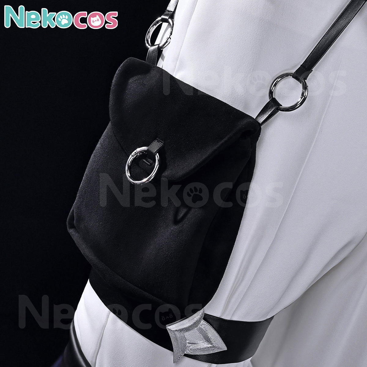 【Nekocos】Game Genshin Impact Cosplay Lohen Cosplay Costume | Custom-Tailor detailed bag and strap design.