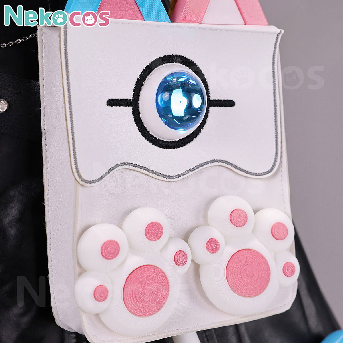 【Nekocos】Game Neverness to Everness Cosplay Elite Operative Mint Cosplay Costume | In Stock - Cute bag detail with blue eye.